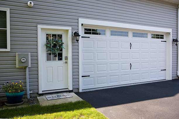 24/7 Emergency Garage Door Panel Replacement experts in Sanborn, IA